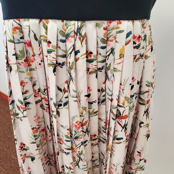 Ted Baker Inspired Dessy Floral Skirt Size 4 - Picture 9 of 16